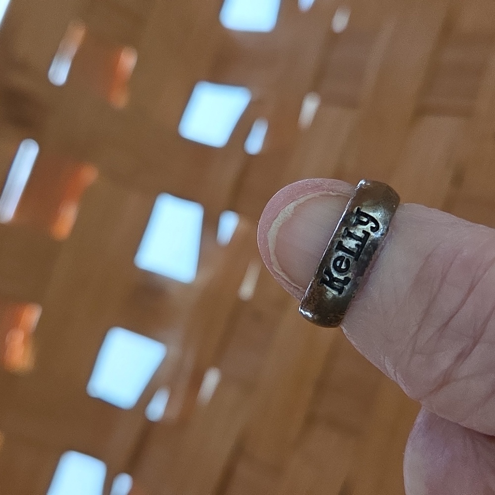 NAME "KELLY" RING - Picture 3 of 6
